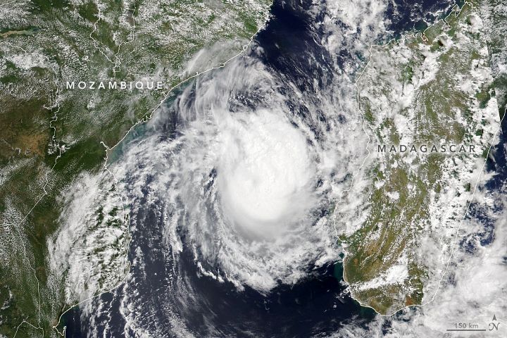 NOAA-20 satellite image of Tropical Cyclone Freddy at 1:10 p.m. local time (11:10 Universal Time) on March 8, 2023