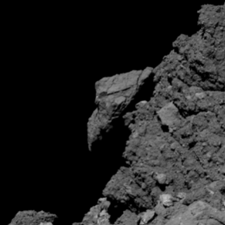 Image of asteroid Bennu’s boulder-covered surface. 